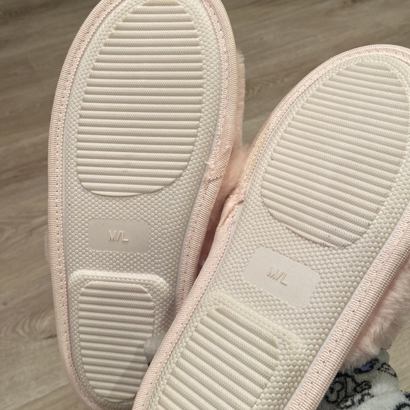 NWT Splendid Baby Pink Criss Cross Slippers - Picture 4 of 6